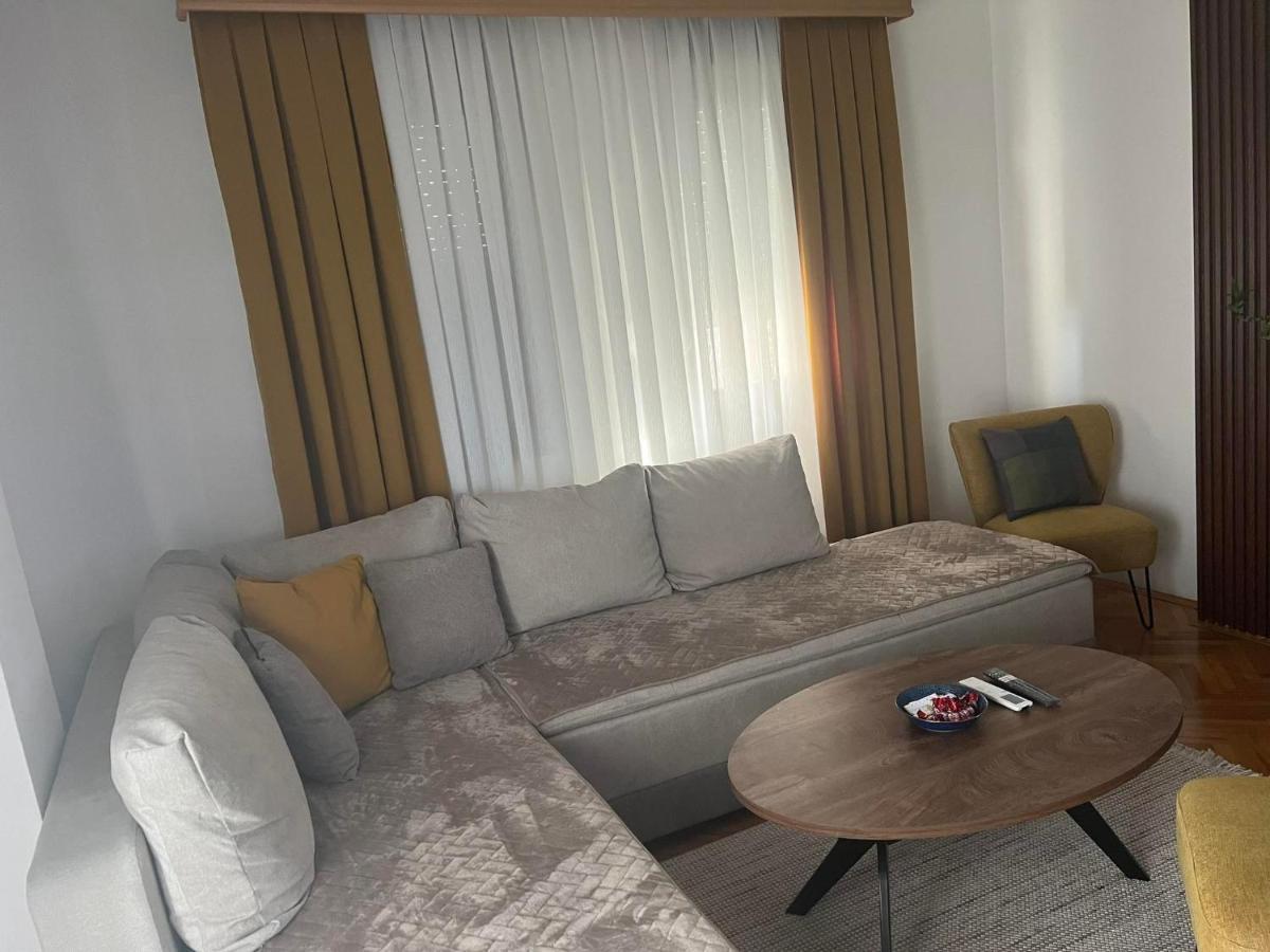 Kuman Apartments Kumanovo Buitenkant foto